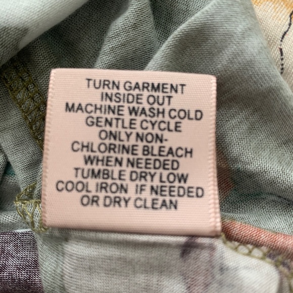 Philosophy Green Floral Short Sleeve Top- Size Medium - Picture 9 of 10